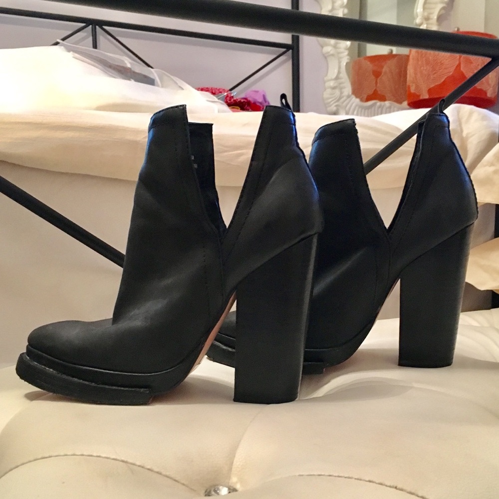 Jeffrey Campbell boots-sz:7